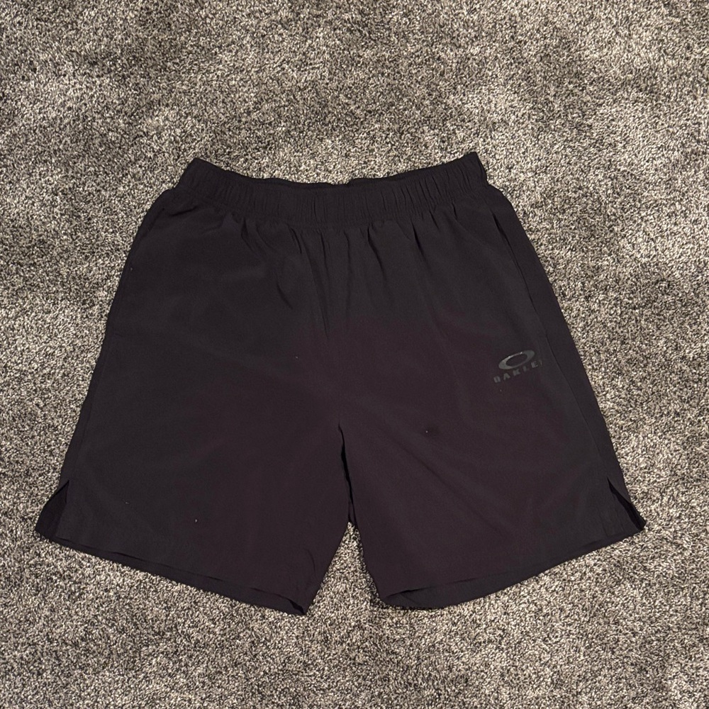 Oakley Men's Dark Athletic Shorts